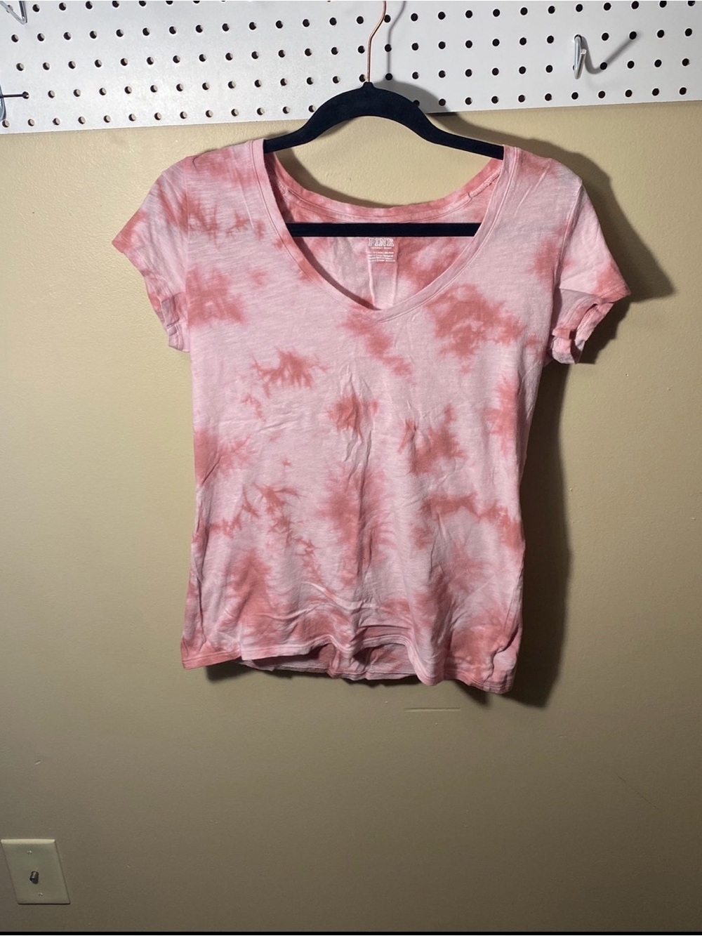 VS PINK Everyday V Neck Tee